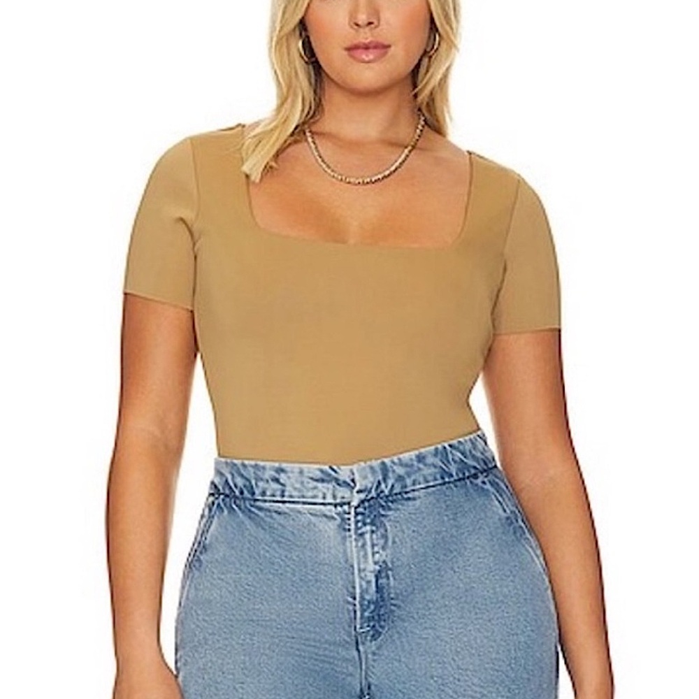GOOD AMERICAN Scuba Square Neck Bodysuit NEW Short Sleeve Minimalist Tan 4X - Picture 6 of 14